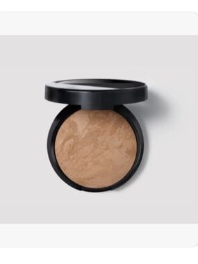 Laura Geller Baked Balance & Brighten Foundation In Golden Medium 0.32 Oz.